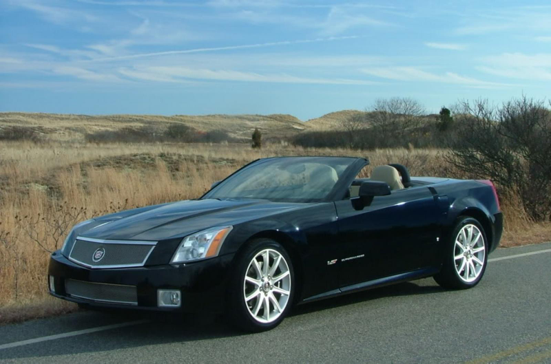 Illustration for article titled Cadillac XLR Classic or Tragic ?